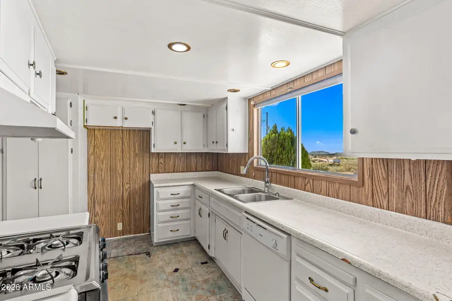 7607 W Wicklow Lane, Kirkland, AZ 86332 - #2