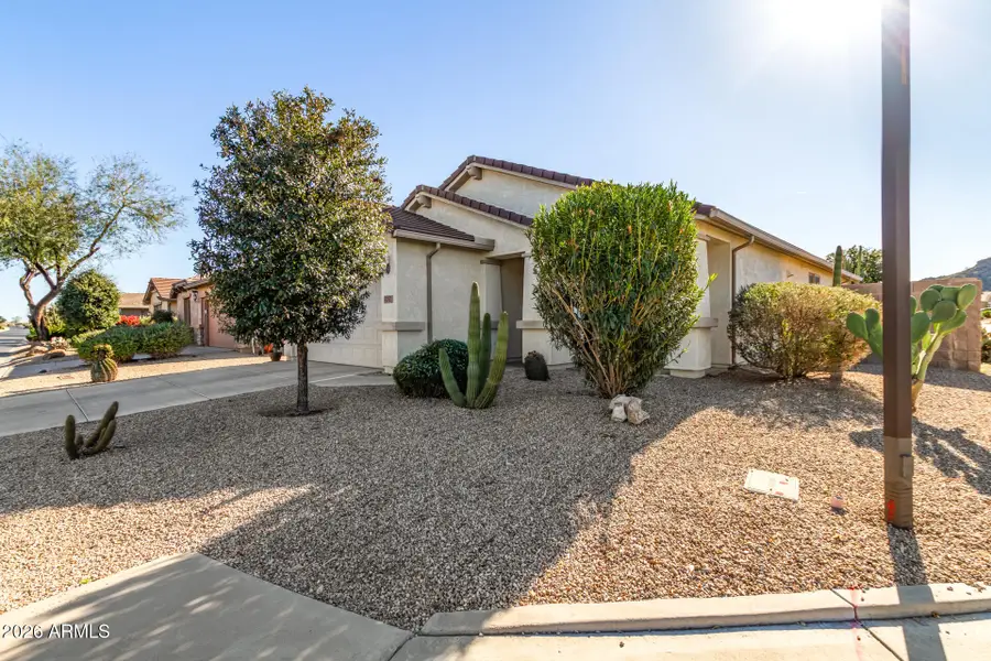 757 W Twin Peaks Parkway, San Tan Valley, AZ 85143 - #2