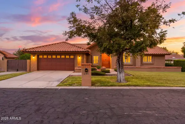 694 E Washington Avenue, Gilbert, AZ 85234