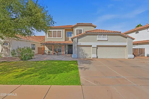 560 E Betsy Lane, Gilbert, AZ 85296