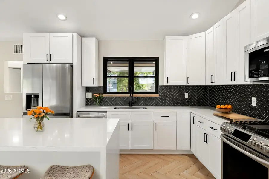 3822 E Weldon Avenue, Phoenix, AZ 85018 - #2