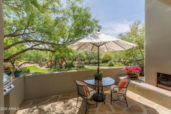 10063 E Graythorn Drive, Scottsdale, AZ 85262