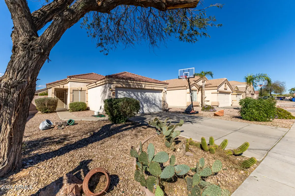 11340 W Madisen Ellise Drive, Surprise, AZ 85378 - #1