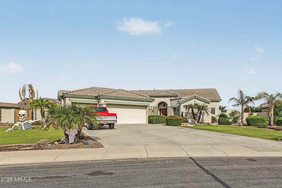 18422 W Montebello Avenue, Litchfield Park, AZ 85340 - #3