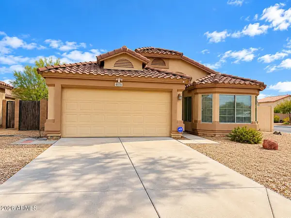 6515 W Crown King Road, Phoenix, AZ 85043