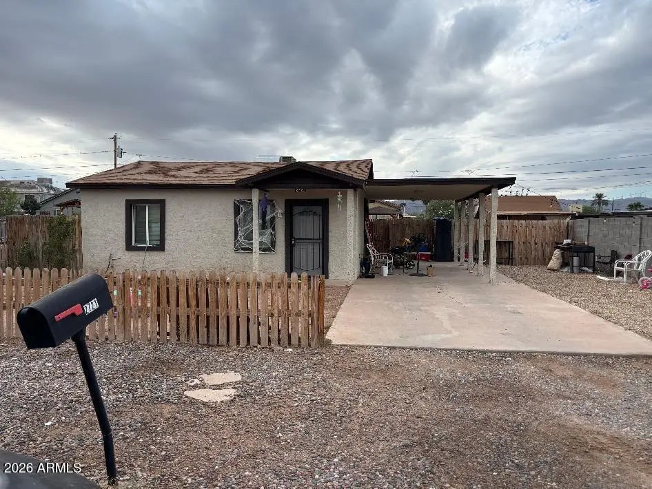 2721 E Pueblo Avenue, Phoenix, AZ 85040 - #1