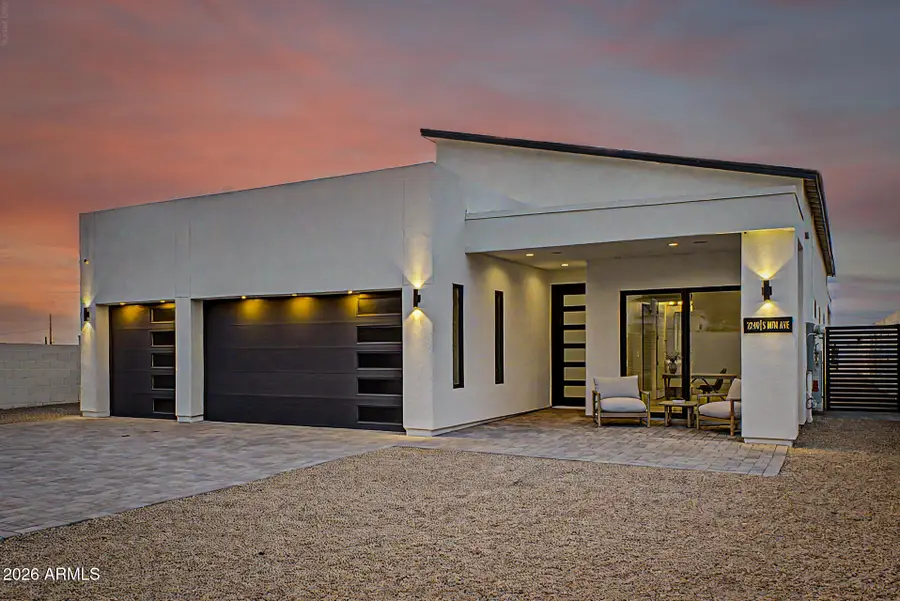 2240 E South Mountain Avenue, Phoenix, AZ 85042 - #2