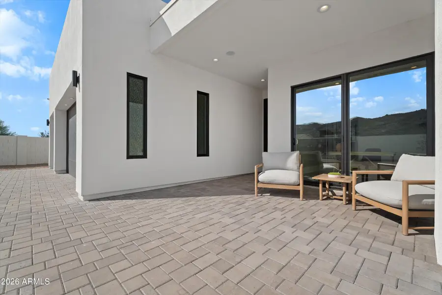 2240 E South Mountain Avenue, Phoenix, AZ 85042 - #3