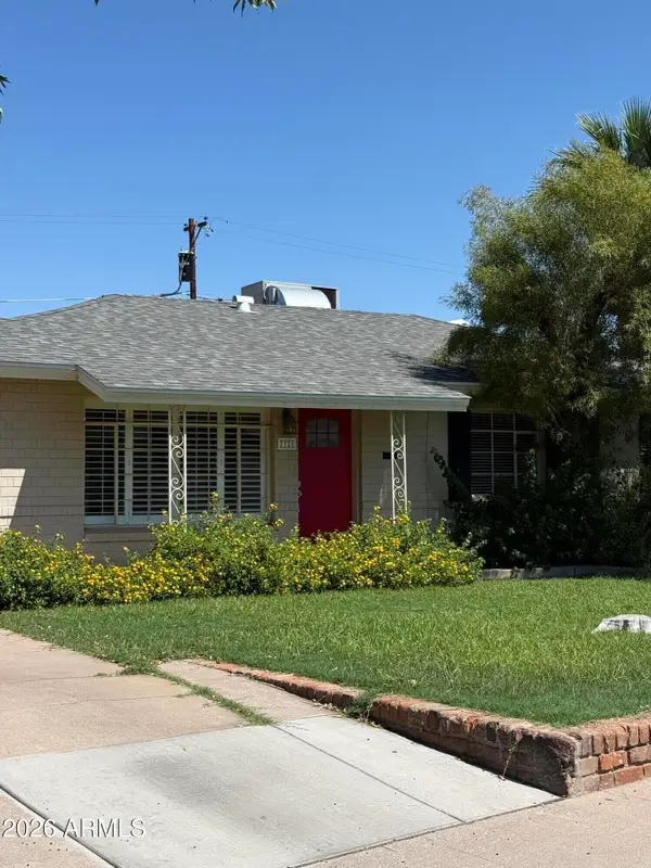 3728 E Piccadilly Road, Phoenix, AZ 85018