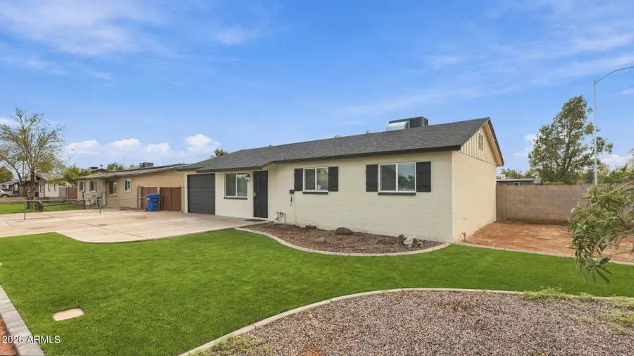 721 W Inglewood Street, Mesa, AZ 85201 - #3