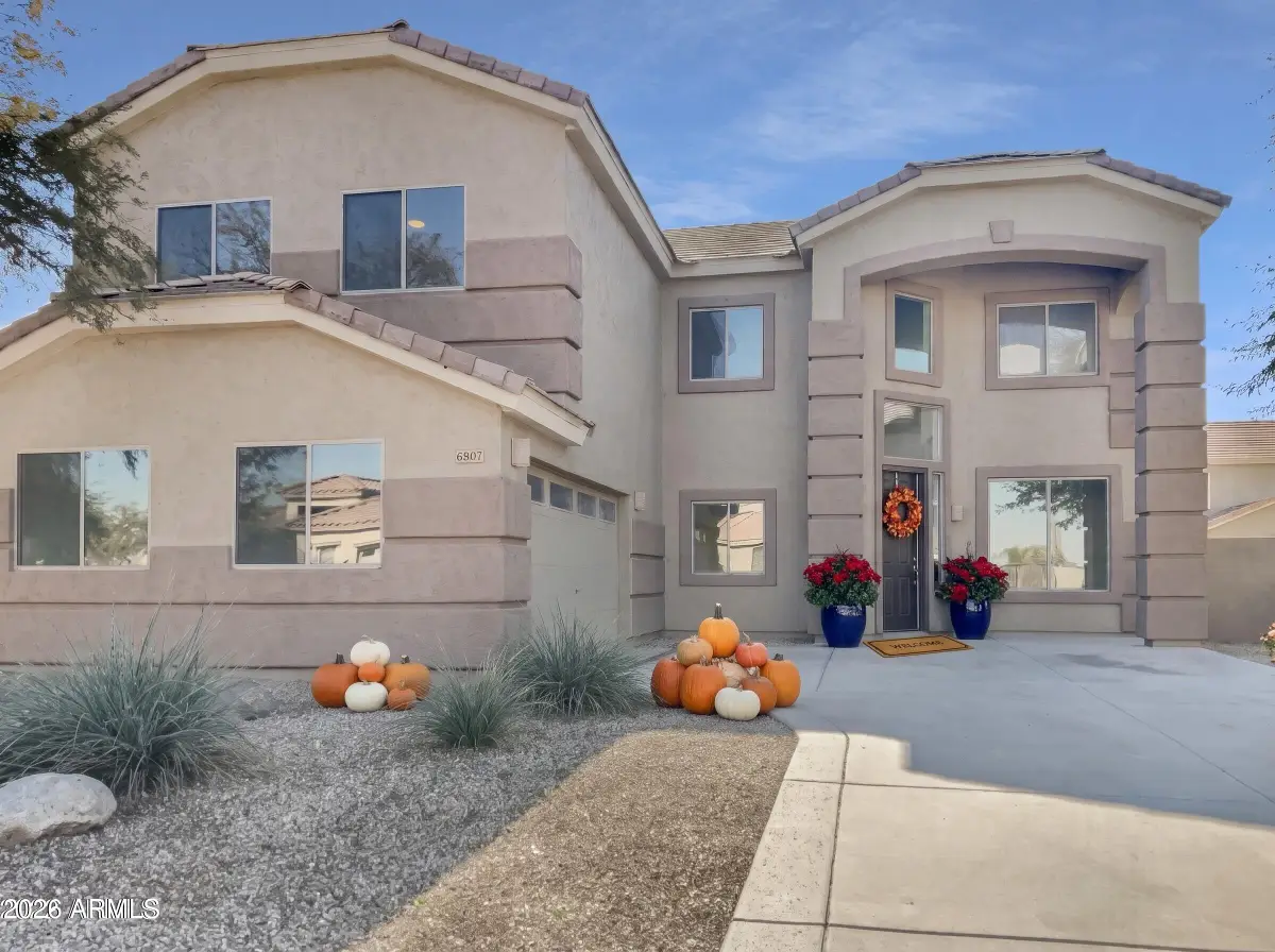 6807 W Pleasant Lane, Laveen, AZ 85339 - #1