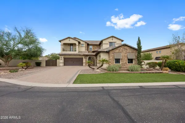 2448 E Amber Court, Gilbert, AZ 85296