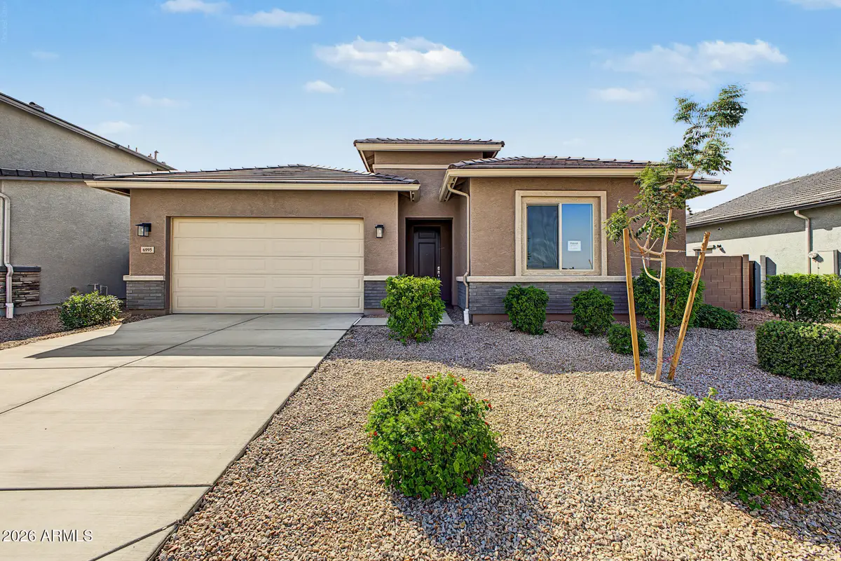 6995 E Hayride Lane, San Tan Valley, AZ 85143 - #1