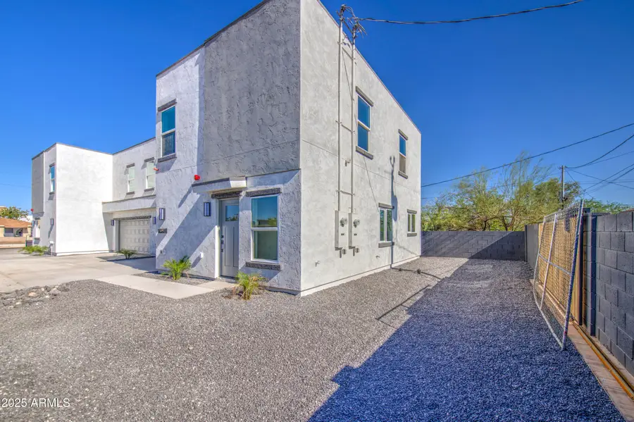 1434 S 11th Avenue, Phoenix, AZ 85007 - #3