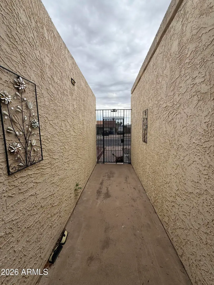 2313 W Vineyard Road, Tempe, AZ 85282 - #2