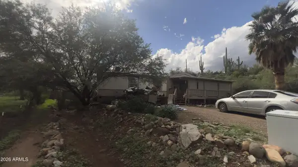 34620 Golden Lane, Black Canyon City, AZ 85324