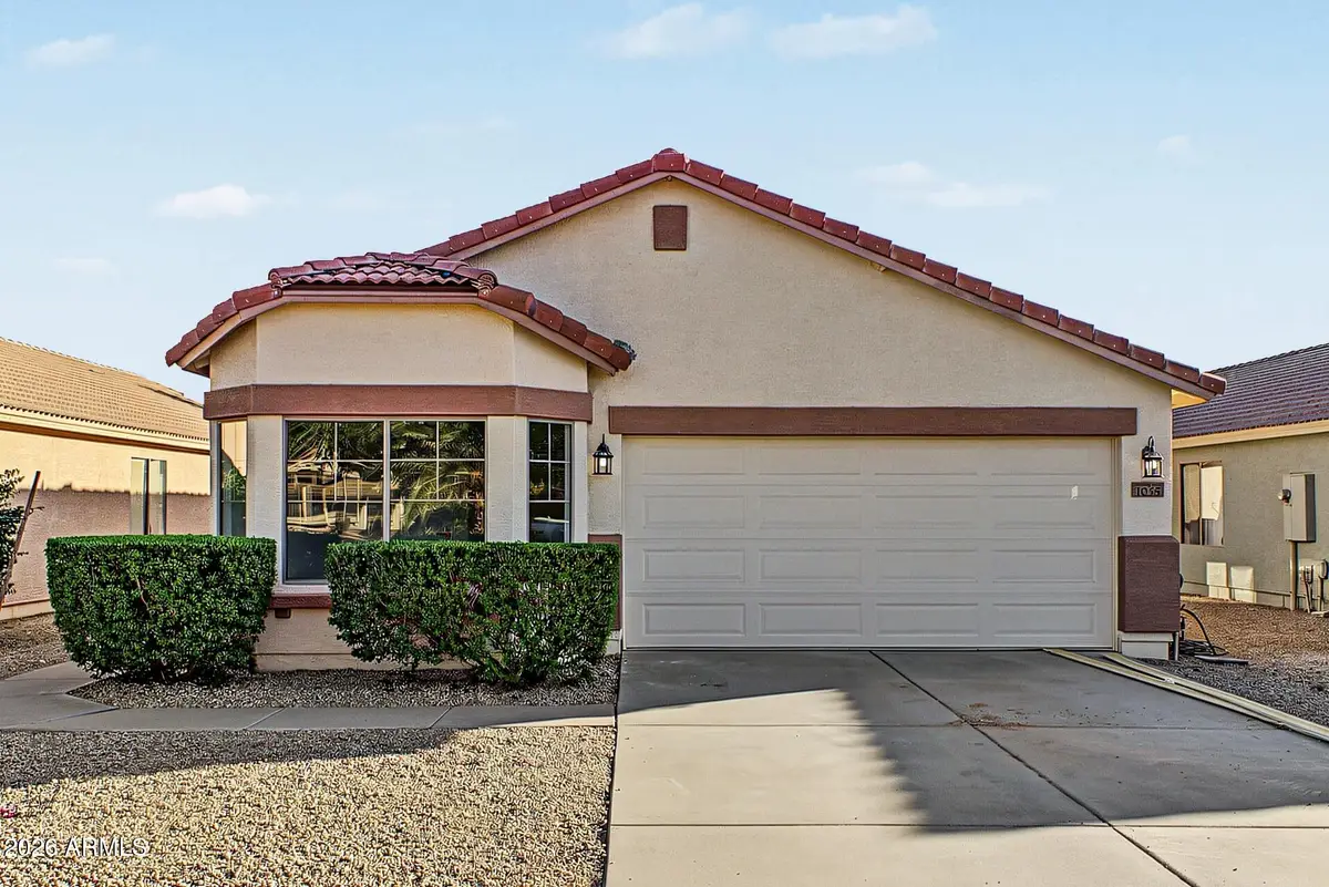 1055 E Vernoa Street, San Tan Valley, AZ 85140 - #1