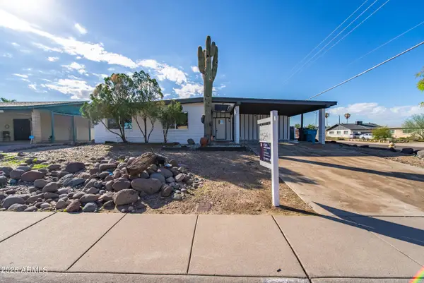 3065 W Sunnyside Drive, Phoenix, AZ 85029
