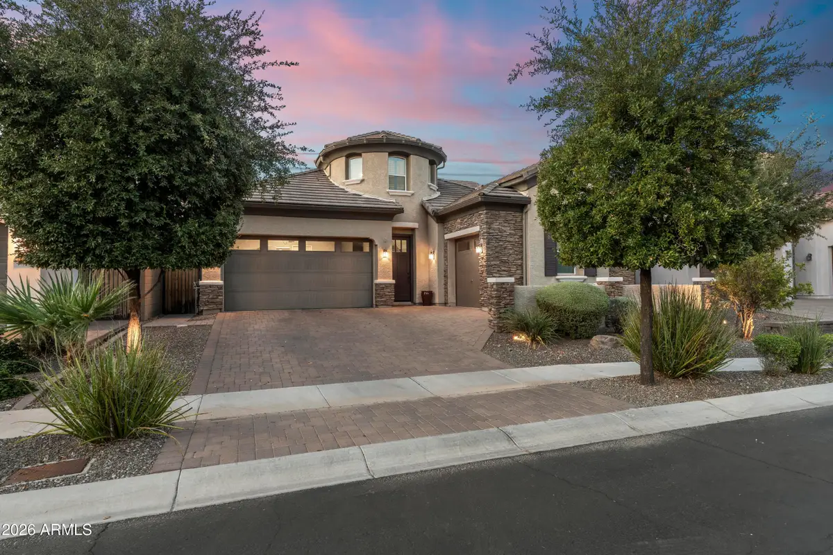2922 E Minnezona Avenue, Phoenix, AZ 85016 - #1