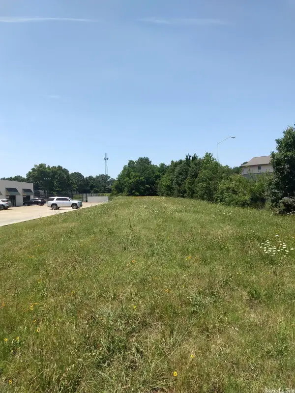 2300 Browns Lane, Jonesboro, AR 72401