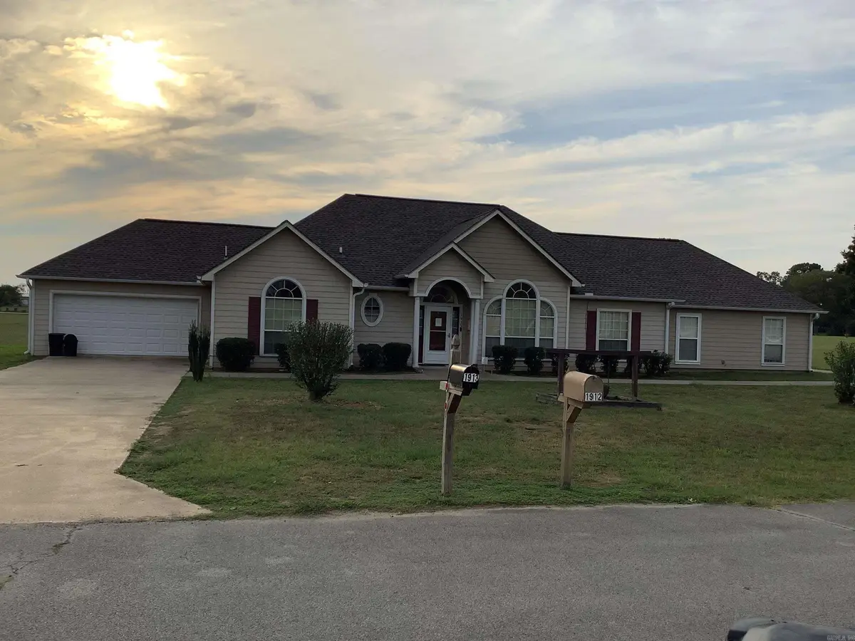 1913 N Twelfth Street, Augusta, AR 72006 - #1