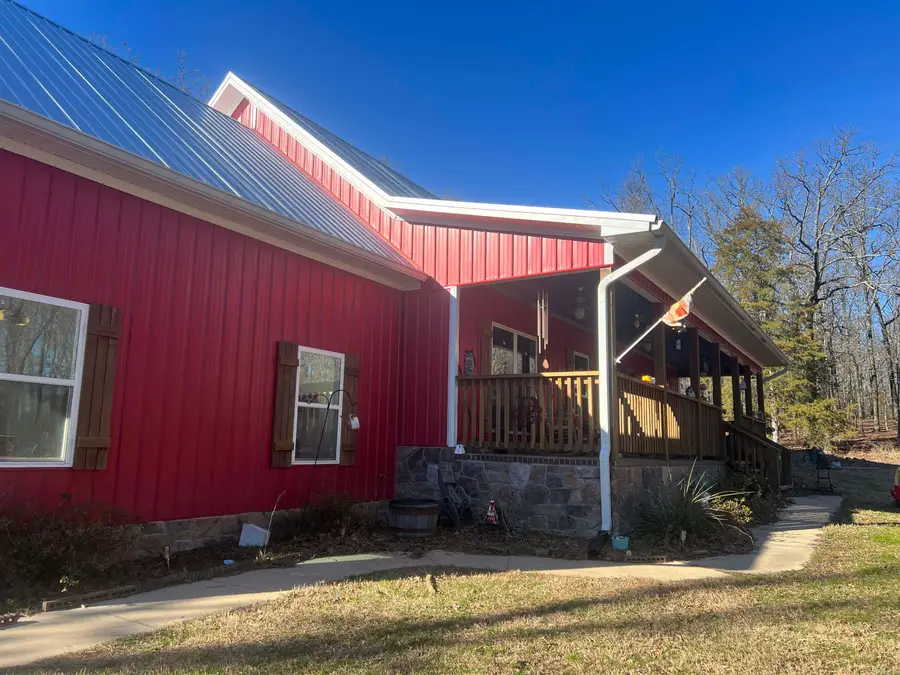 318 Wayne Walker Road, Romance, AR 72136 - Image #3