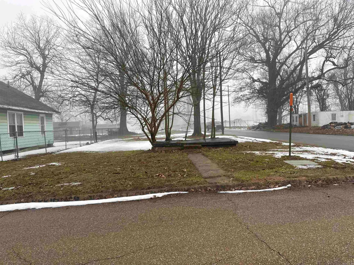 100 W Scott Street, Forrest City, AR 72335 - #1