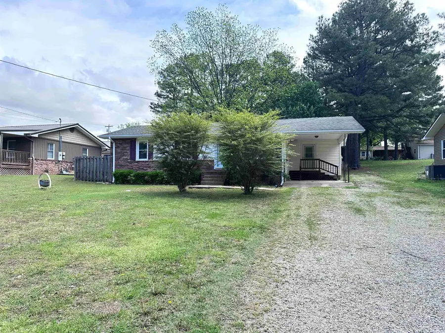 865 N 2nd Avenue, Piggott, AR 72454 - #2