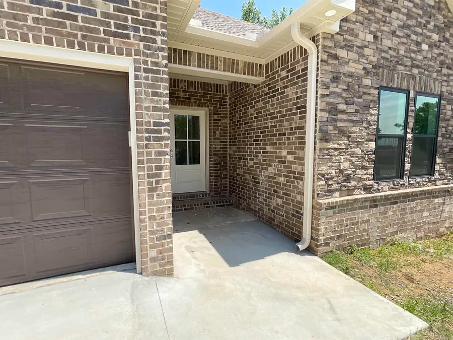 1001 N Jeff Davis Avenue, Jacksonville, AR 72076 - Image #2