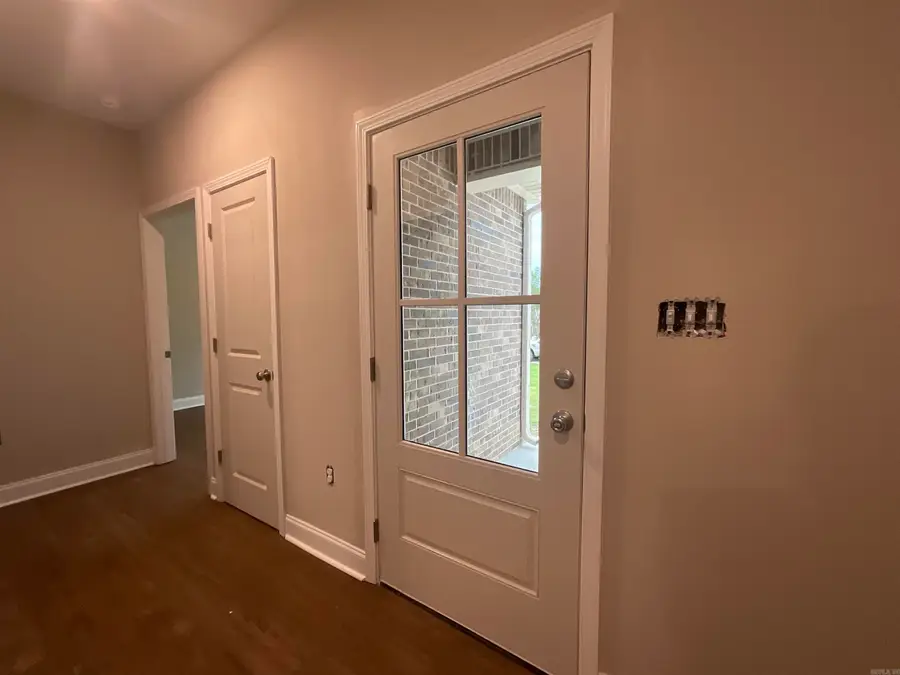 1001 N Jeff Davis Avenue, Jacksonville, AR 72076 - Image #3