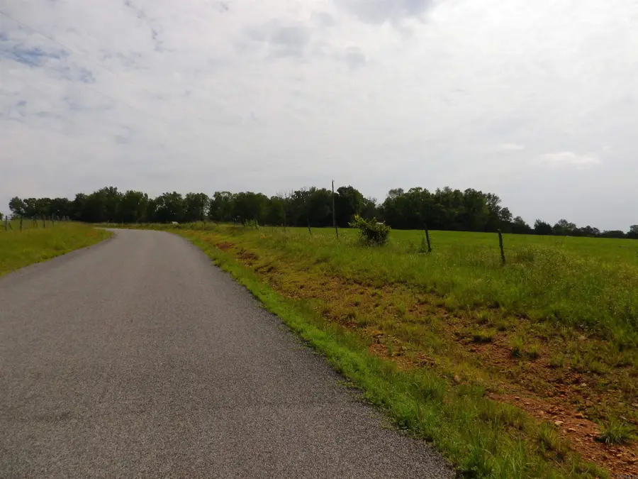 000 Qualls Rd., Greenbrier, AR 72058 - #2