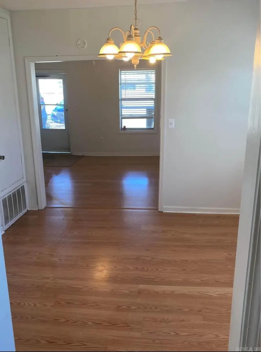 208 Ne Front, Walnut Ridge, AR 72467 - #2