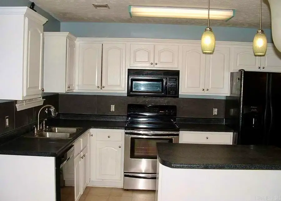 2705 Mackenzie, Conway, AR 72034 - Image #2