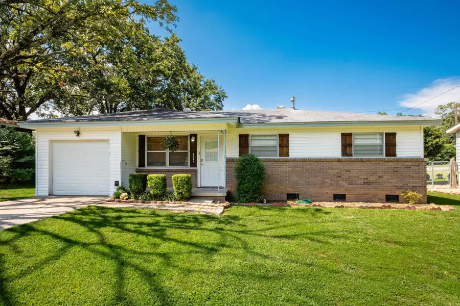 6401 Navajo Trail, North Little Rock, AR 72116 - #2