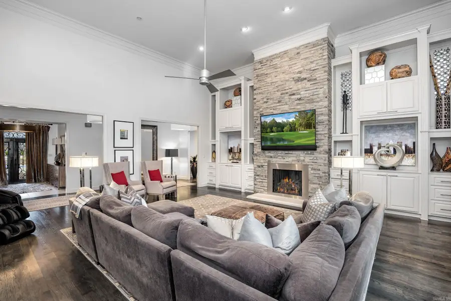 14 Sologne Circle, Little Rock, AR 72223 - Image #2