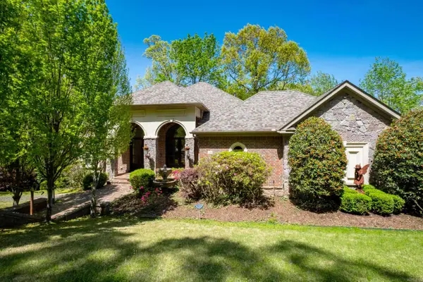 33 Greathouse Bend Drive, Little Rock, AR 72207