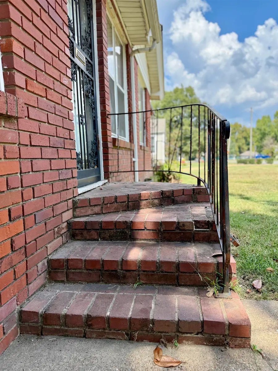 1217 Olive Street, Jonesboro, AR 72401 - Image #2