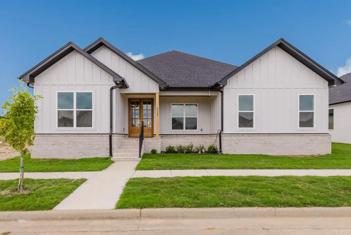 227 B Street, Bryant, AR 72022 - Image #1
