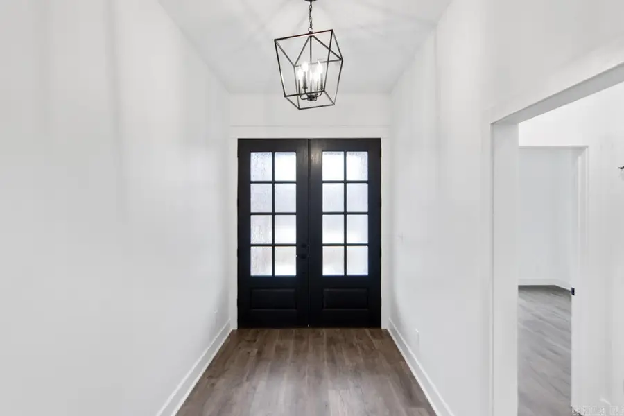 656 Feldspar Drive, Sherwood, AR 72120 - Image #2