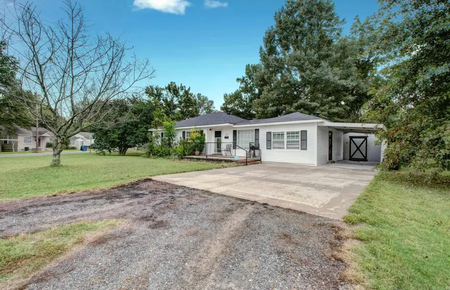 131 Saunders Drive, North Little Rock, AR 72117 - Image #2
