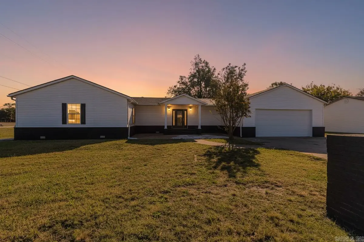 301 SE 3rd, Hoxie, AR 72433 - Image #1