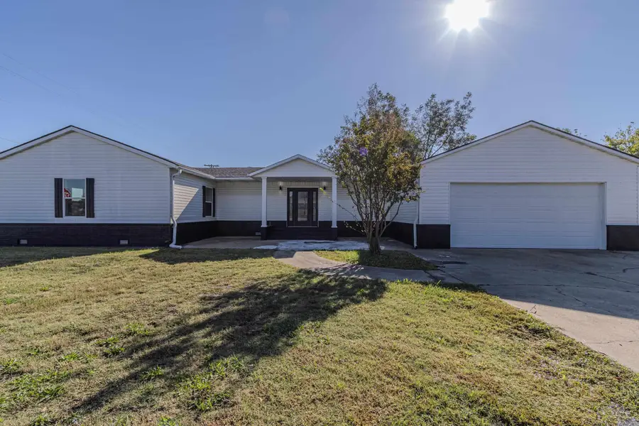 301 SE 3rd, Hoxie, AR 72433 - Image #2