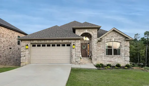 14 Majestic Court, Maumelle, AR 72113