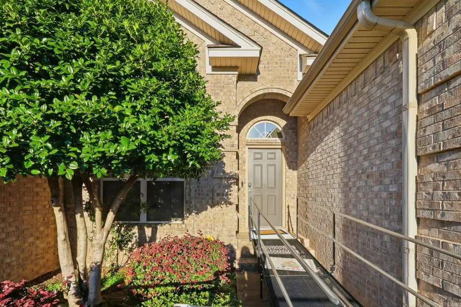 107 Hidden Falls Ln, Maumelle, AR 72113 - Image #2