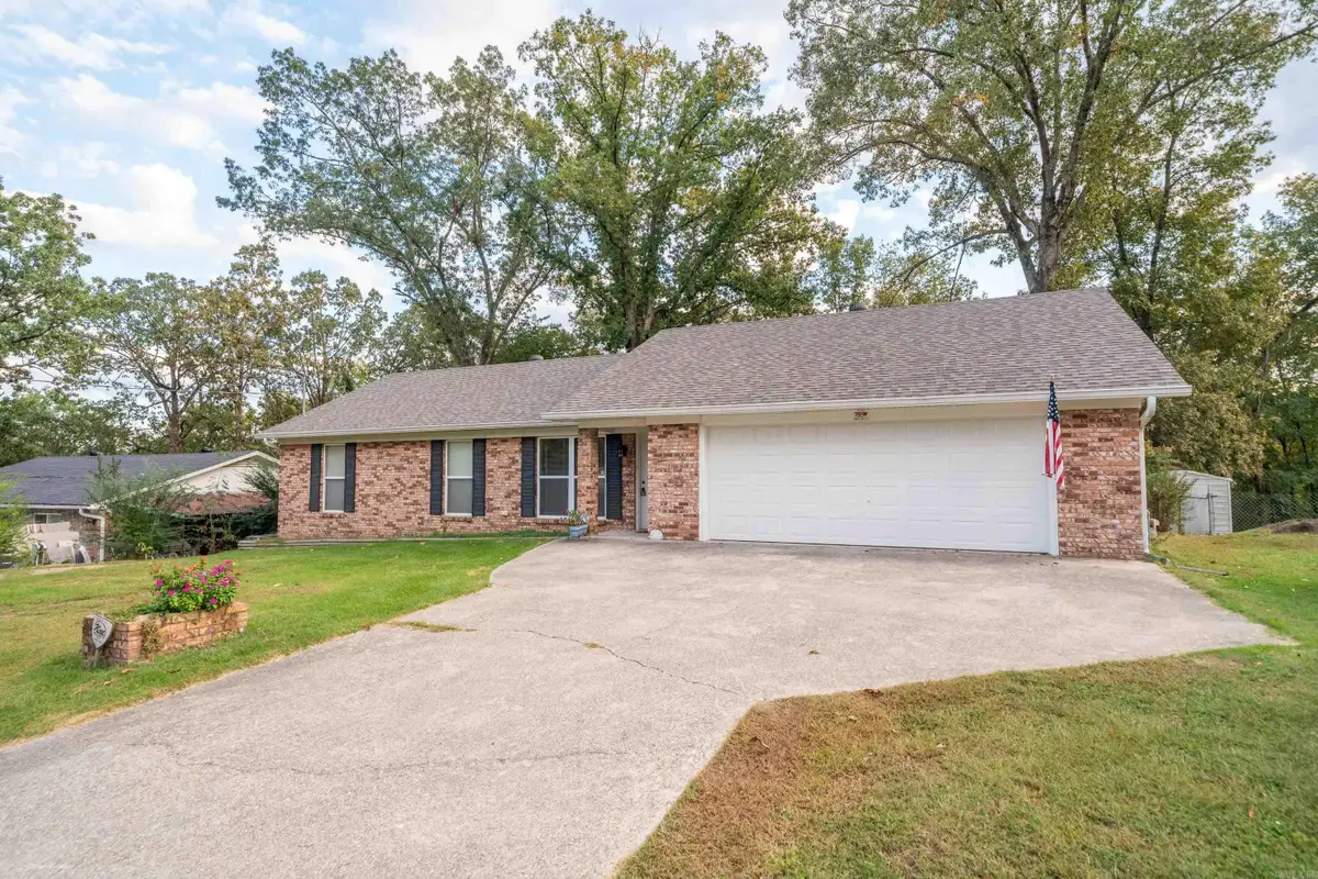 105 Briarcroft, Hot Springs, AR 71913 - Image #1