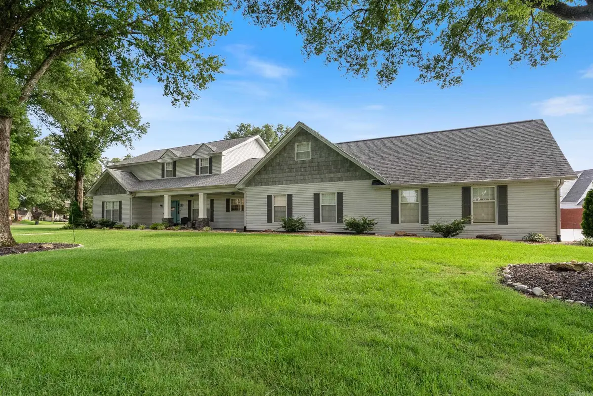 7 River Oaks Boulevard, Searcy, AR 72143 - Image #1