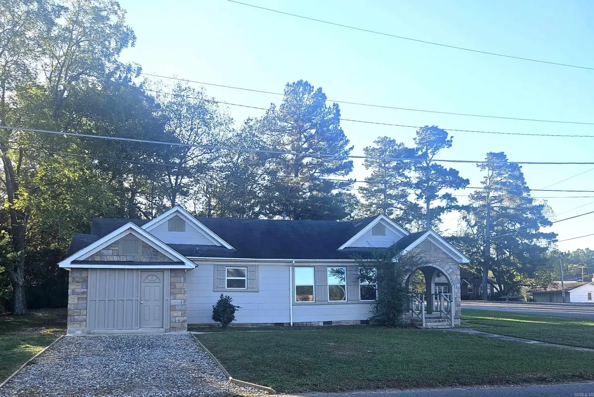 527 E 2nd South Street, Prescott, AR 71857 - Image #1