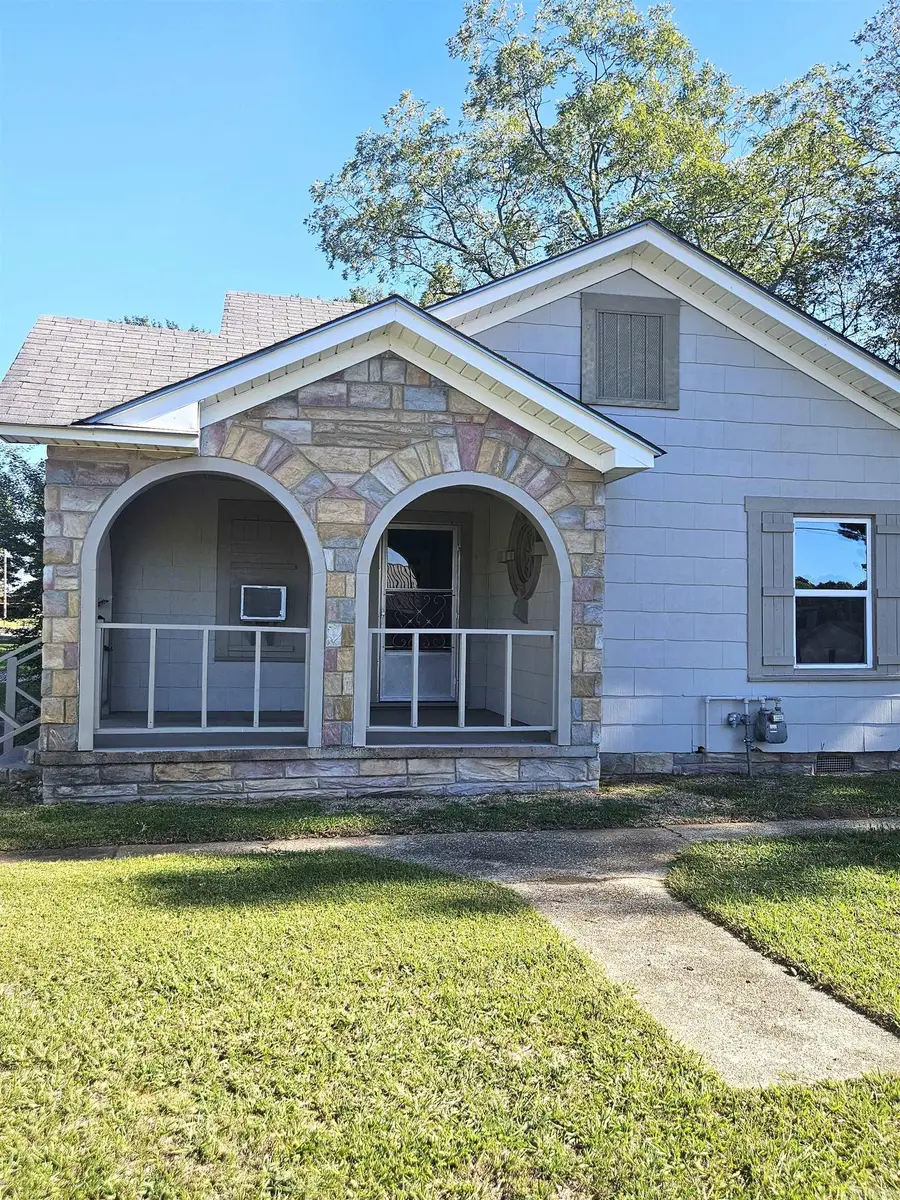 527 E 2nd South Street, Prescott, AR 71857 - Image #2