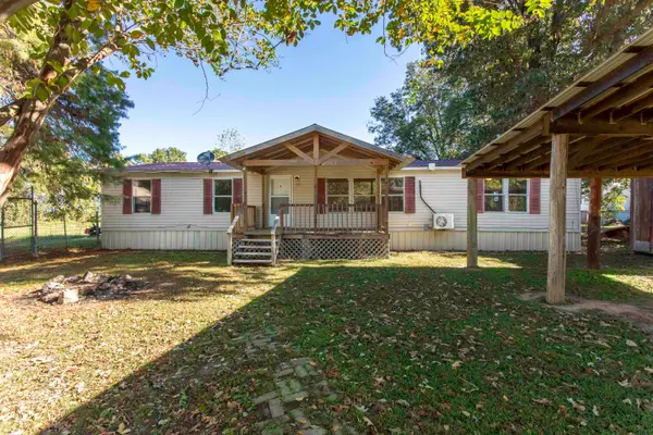 133 N Walnut St, Reyno, AR 72462