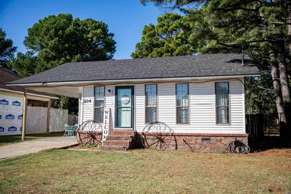 204 S 12th Avenue, Paragould, AR 72450